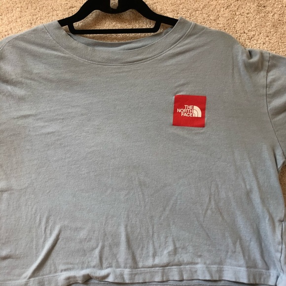 The North Face Cropped Tee - Picture 9 of 11
